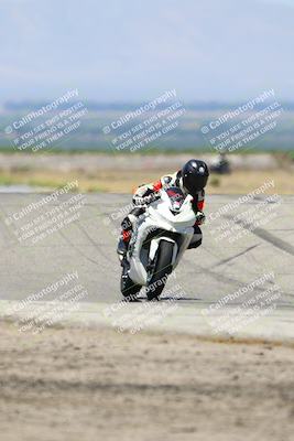 media/May-25-2025-Lets Ride (Sun) [[0ff033e448]]/C Group/1140am (Grapevine)/